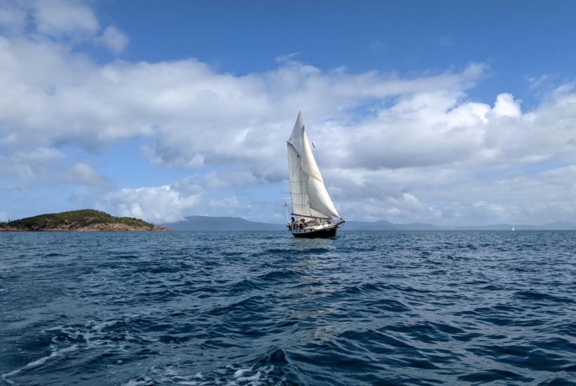 Hopping through the Smith, Lindeman and Whitsunday Island Groups